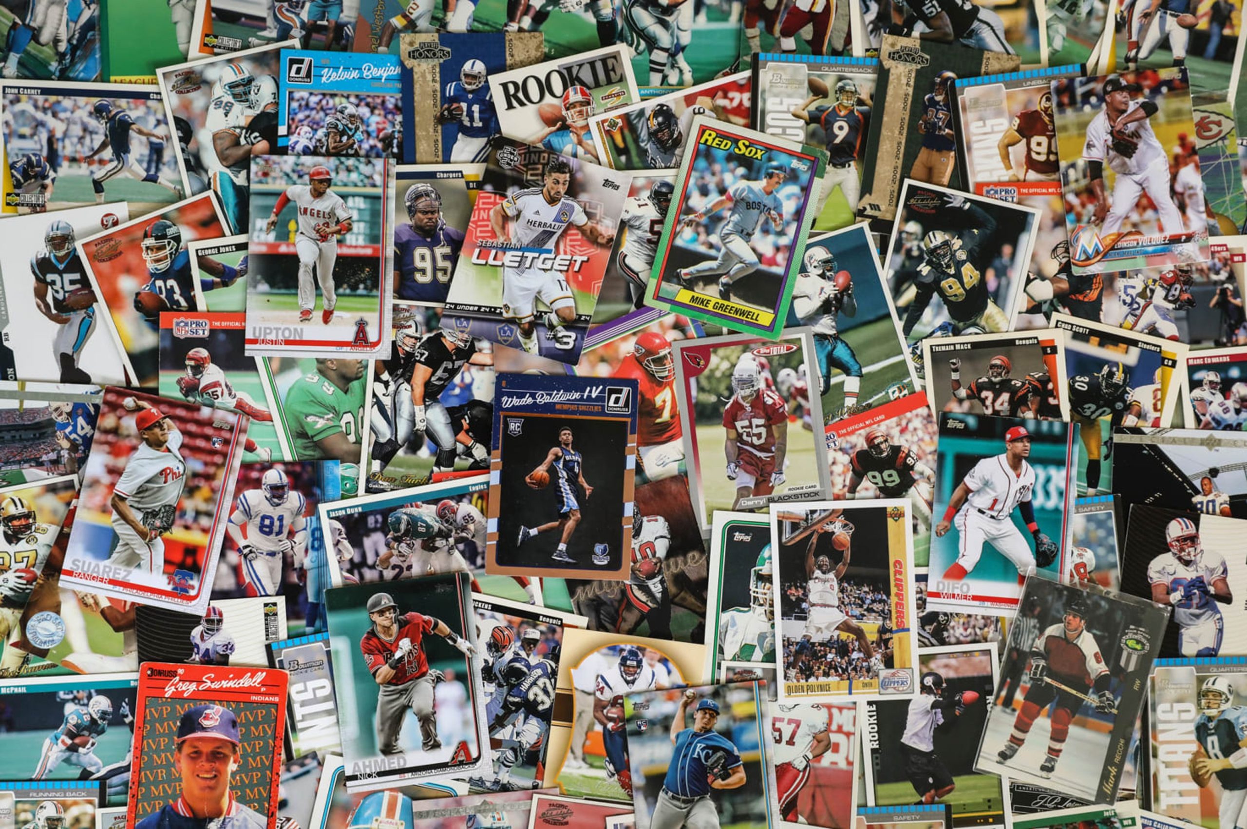 B & D Sports Cards and Memorabilia
