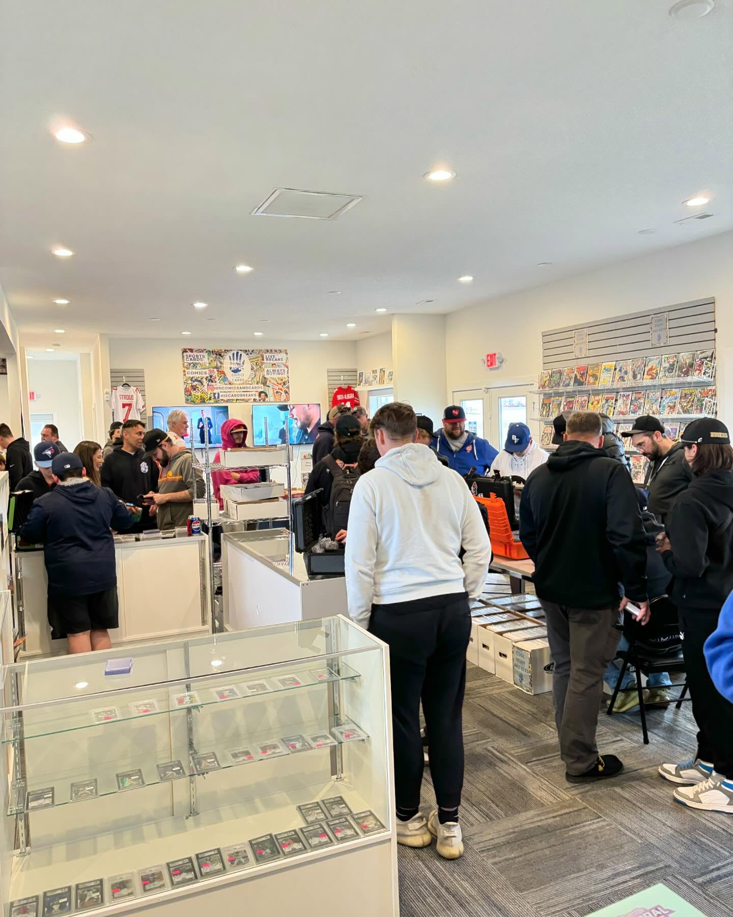 Hi-5 Comics and Cards