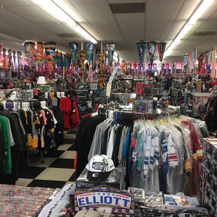 Sports World Collectibles / Race World Collectibles