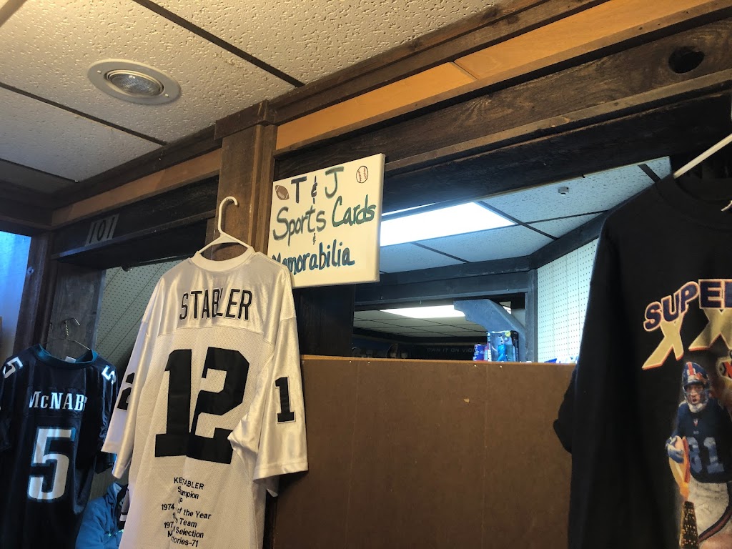 T&J's Sport Cards & Memorabilia