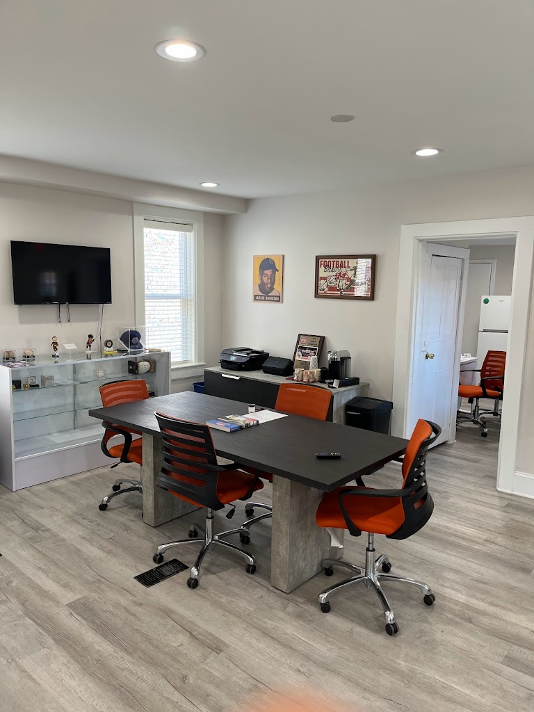 Top Issue - Sports cards and Americana.