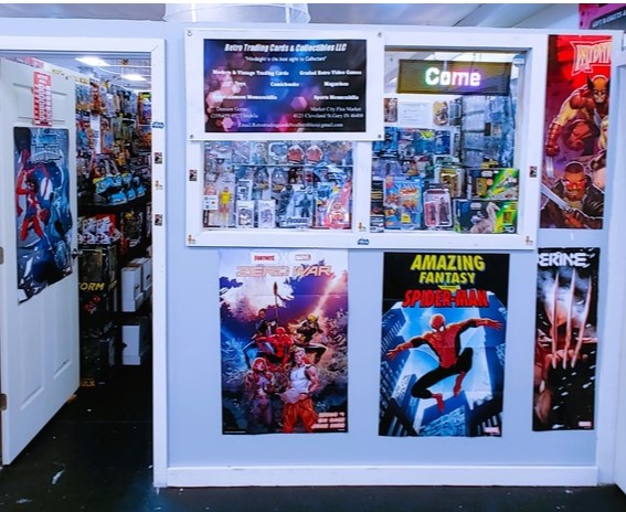 Retro Trading Cards & Collectibles