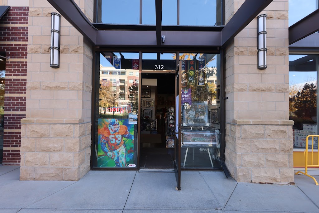 Latitude Sports Memorabilia